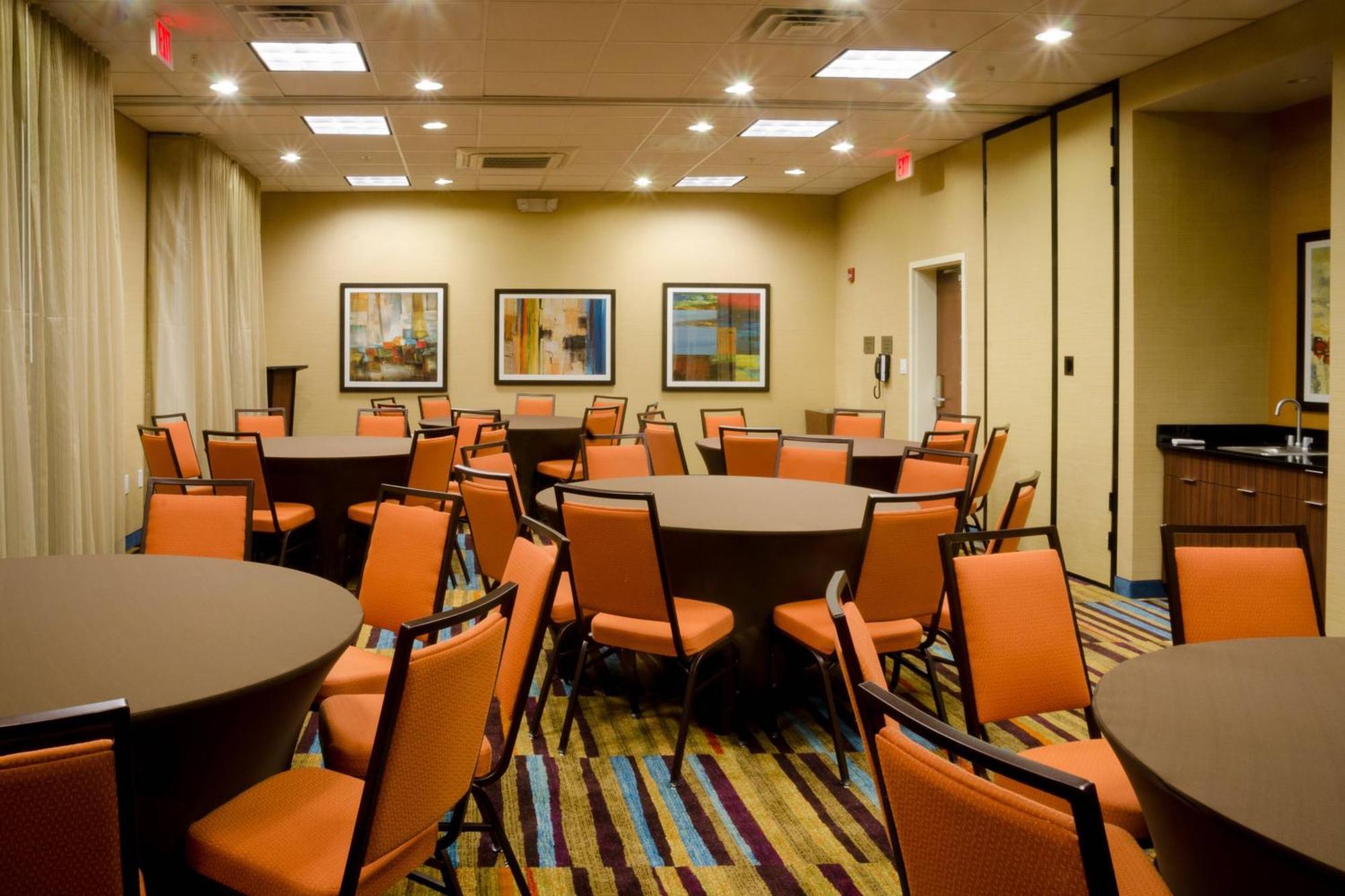 Fairfield Inn & Suites By Marriott Fayetteville North Zewnętrze zdjęcie