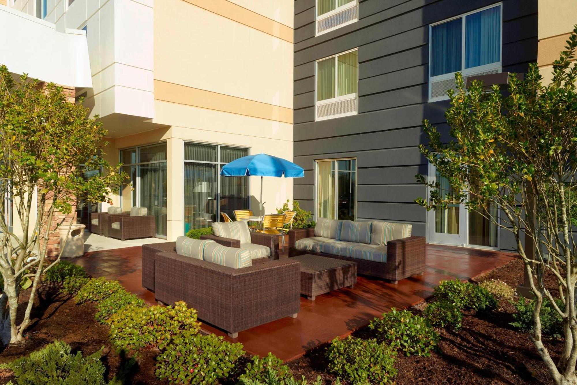 Fairfield Inn & Suites By Marriott Fayetteville North Zewnętrze zdjęcie